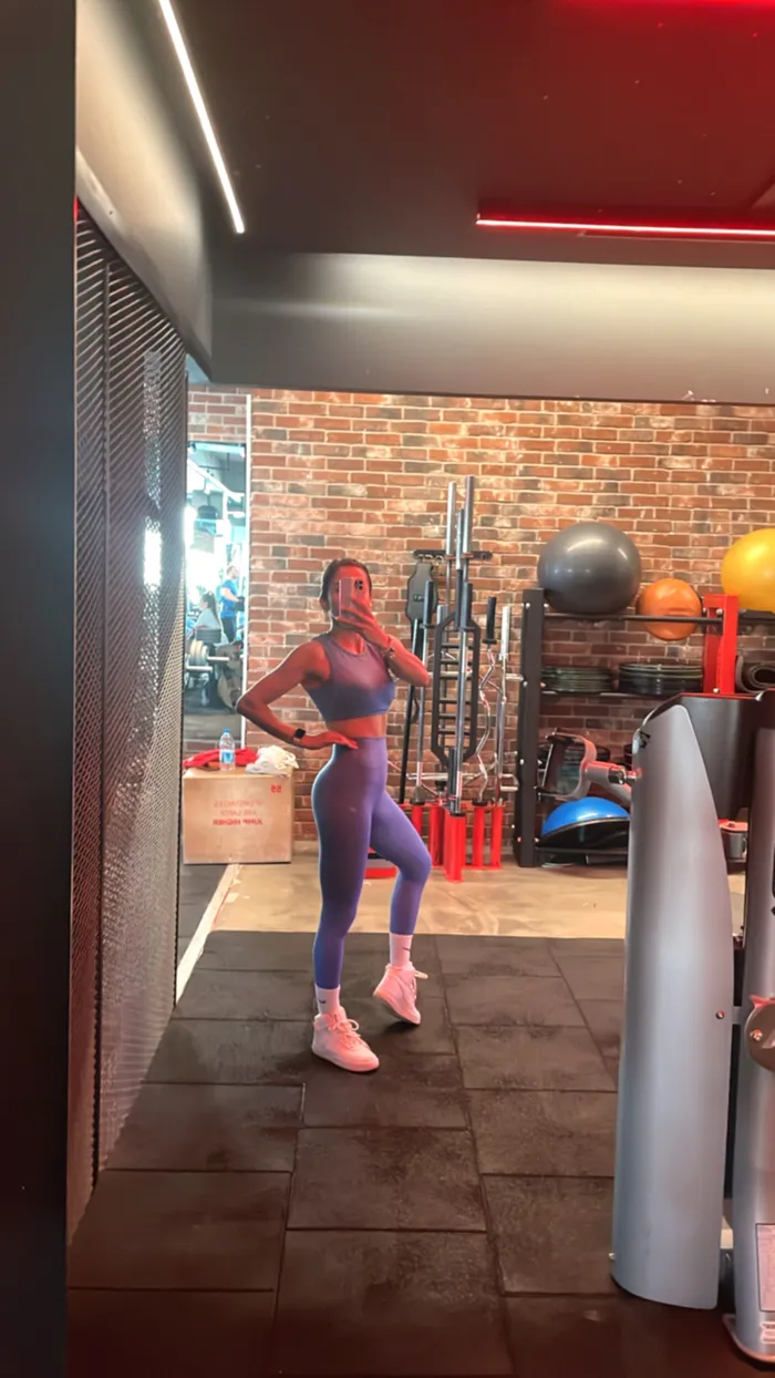 Gonca spor salonunda antrenman öncesinde